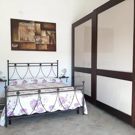 Lu Lisandru Bed and breakfast 3*