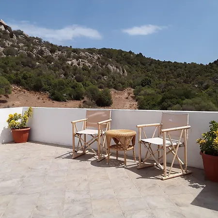 Lu Lisandru Bed and breakfast