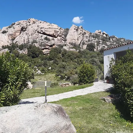 Bed & Breakfast Lu Lisandru Abbiadori
