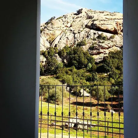 Bed & Breakfast Lu Lisandru Abbiadori