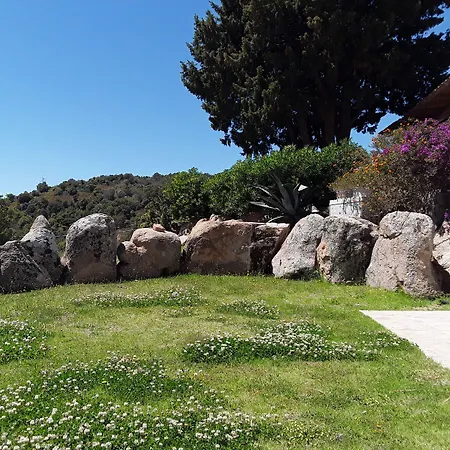 Lu Lisandru לינה וארוחת בוקר 3*